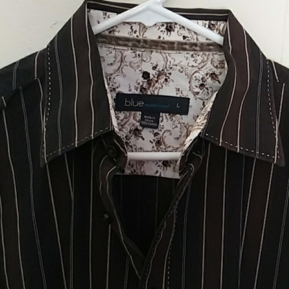 Long sleeve button-down - Picture 2 of 5